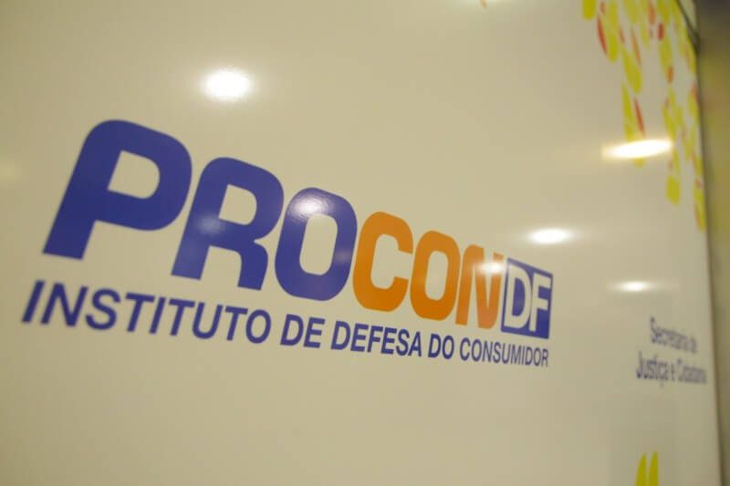 Painel escrito Procon