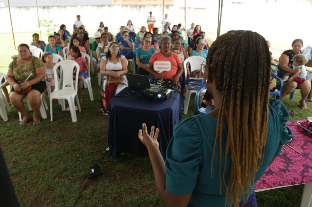 Palestra para mulheres empreendedoras