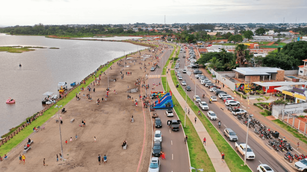 A avenida será interditada entre os retornos da Rua Parati e Ademar Vicente Ferreira, no setor Beira Lago, mantendo a via em mão dupla apenas no trecho entre a Rua Parati e o primeiro retorno da Avenida